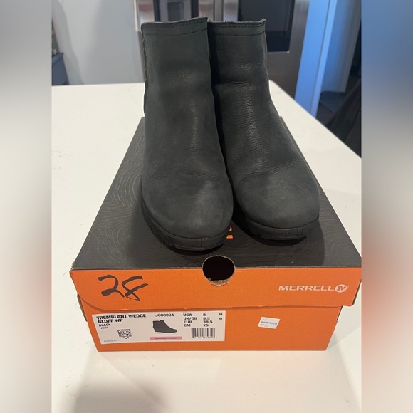 Merrell Booties! - Picture 14 of 17